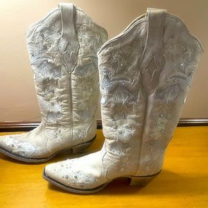 Corral Boots Western like new 7.5